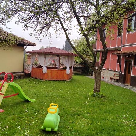 Стаи За Гости Дора Kopriwschtiza Exterior foto